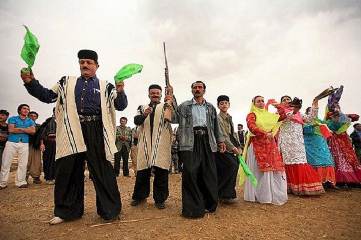 در مراسم ترحیم به‌ جای تیراندازی نهالی بکاریم