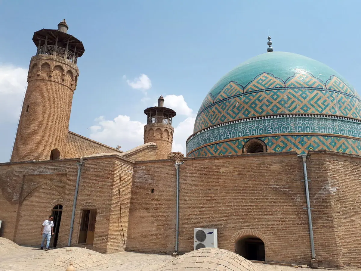 دو مسجد تاریخی جامع و امام شهرستان بروجرد در فهرست ثبت جهانی مساجد ایرانی قرار خواهد گرفت